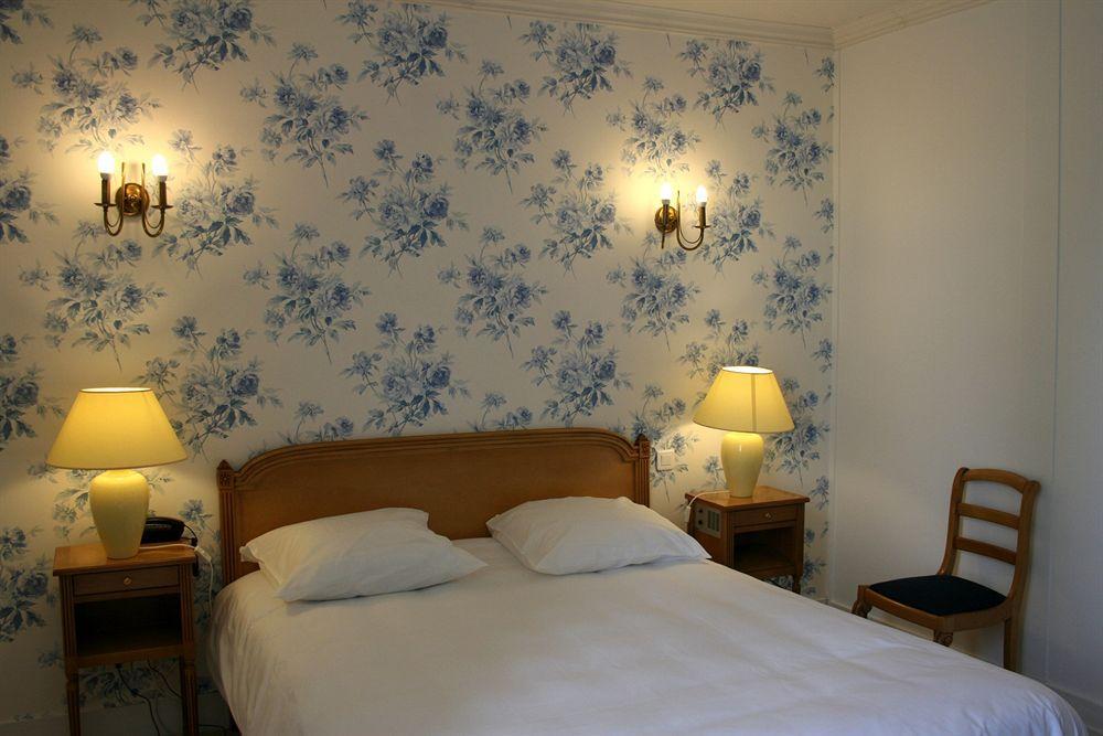Hotel Chateau De La Rozelle 4*