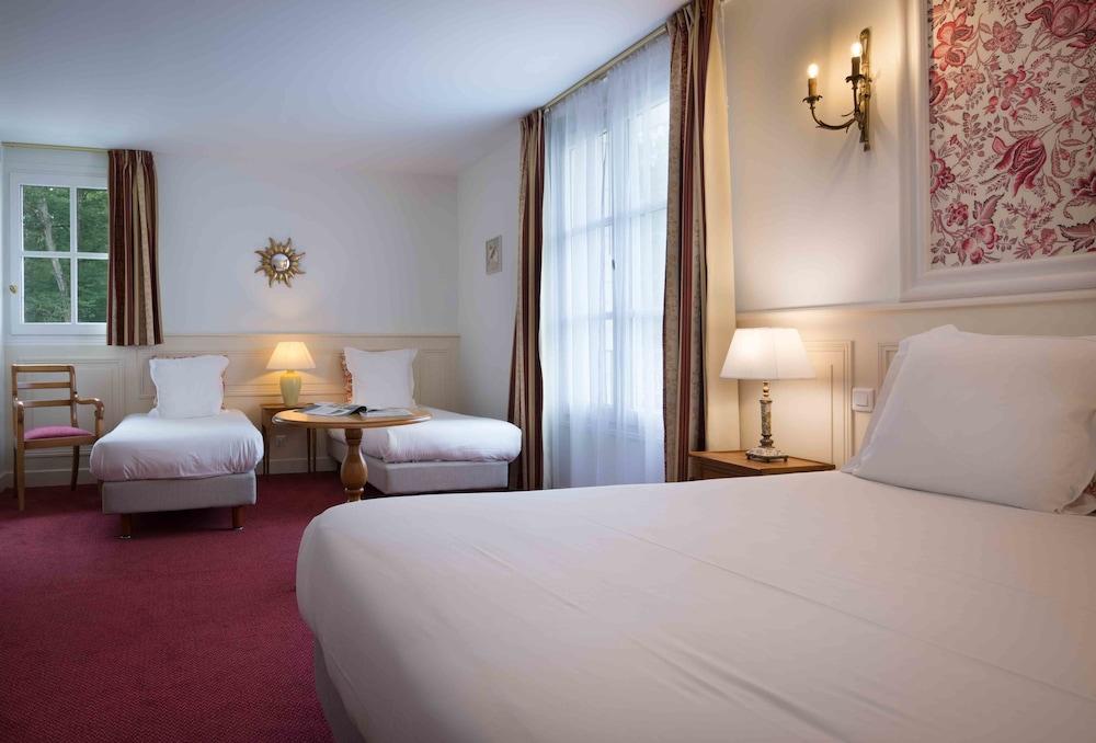 Chateau De La Rozelle Hotel 4*