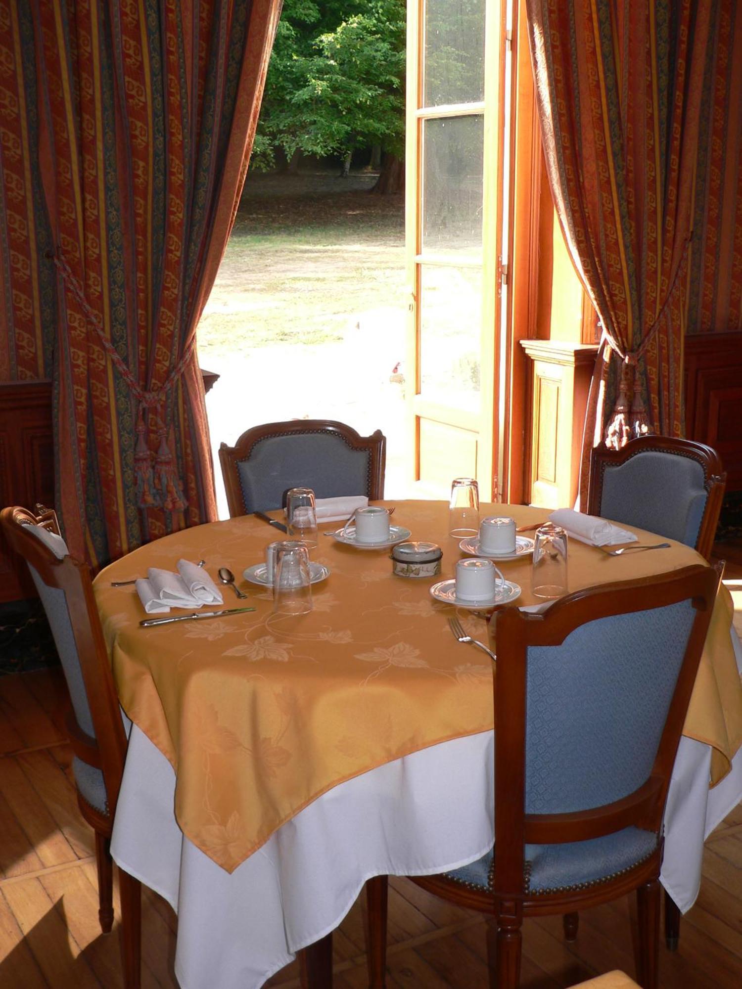 Chateau De La Rozelle Hotel 4*
